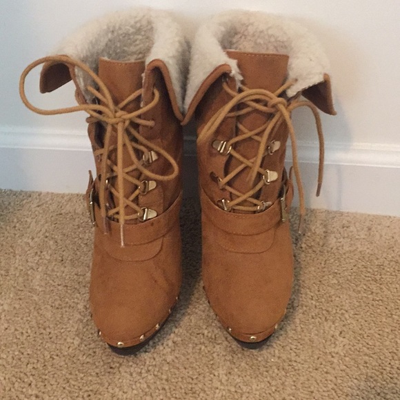 Faux Fur heels - Picture 2 of 2